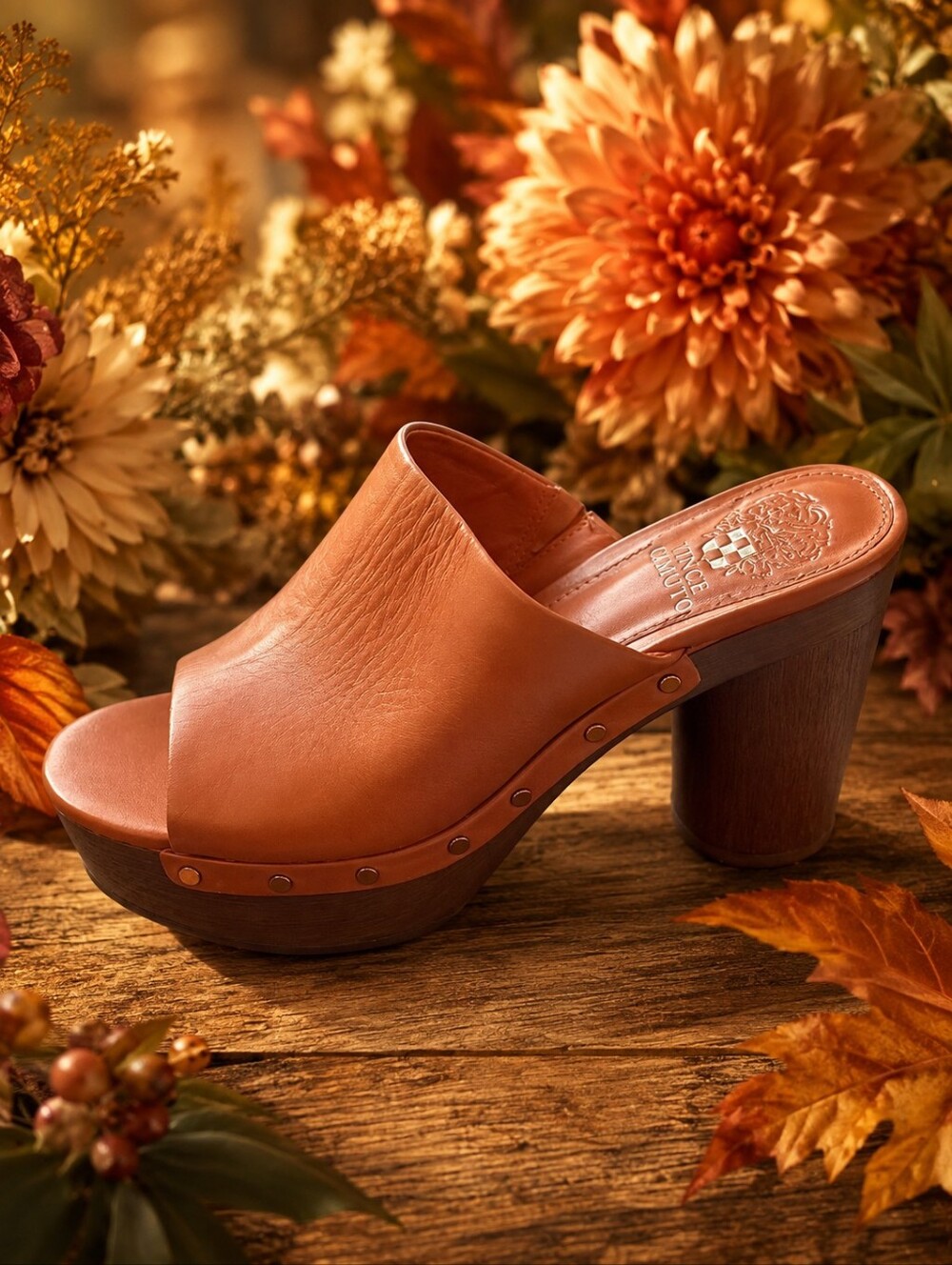 Vince Camuto Haydorn Natural Leather Block Heel Mules | 8.5 | EUC